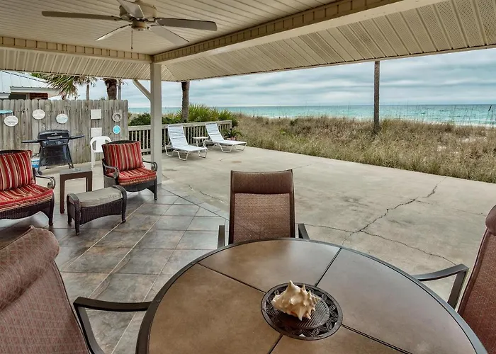 Lifes A Beach! Beautiful Private Beachfront Home! Tons Of Space! 2 Greatrooms!
