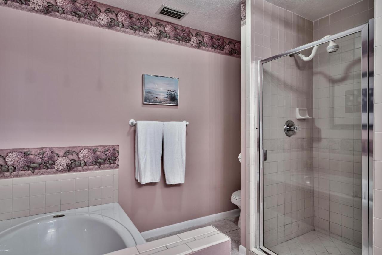 Lifes A Beach! Beautiful Private Beachfront Home! Tons Of Space! 2 Greatrooms! * Panama City Beach