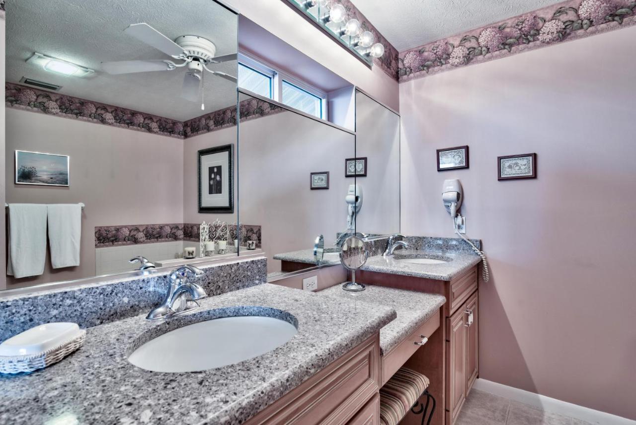 Lifes A Beach! Beautiful Private Beachfront Home! Tons Of Space! 2 Greatrooms! Panama City Beach