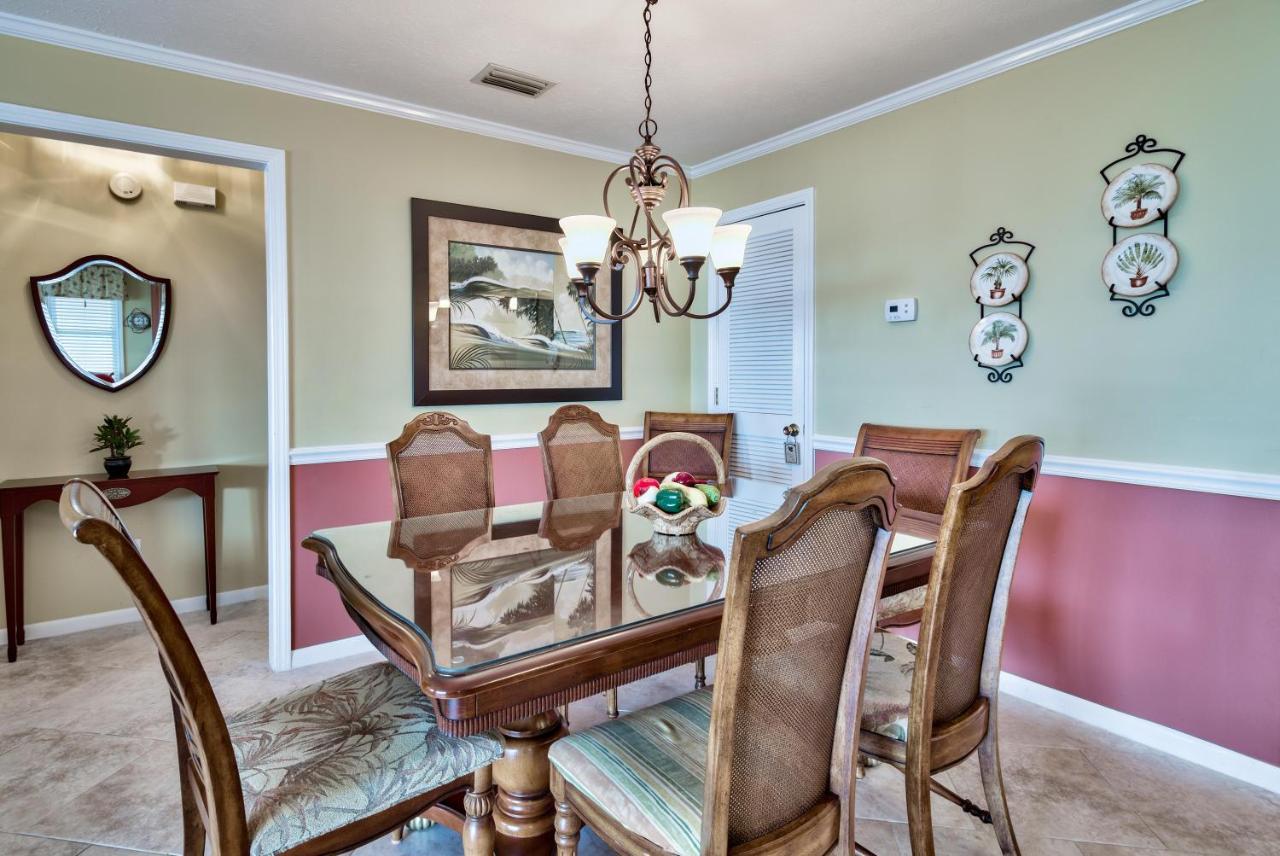 Holiday home Lifes A Beach! Beautiful Private Beachfront Home! Tons Of Space! 2 Greatrooms!