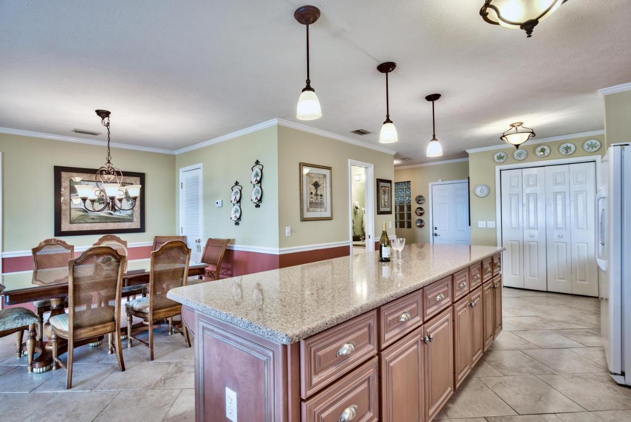 Lifes A Beach! Beautiful Private Beachfront Home! Tons Of Space! 2 Greatrooms! * Panama City Beach