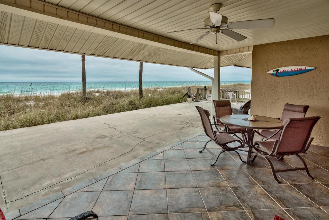 Lifes A Beach! Beautiful Private Beachfront Home! Tons Of Space! 2 Greatrooms! *