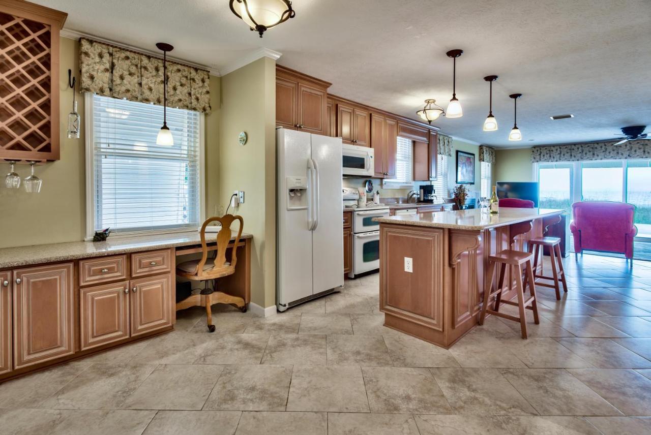 Lifes A Beach! Beautiful Private Beachfront Home! Tons Of Space! 2 Greatrooms! * Panama City Beach